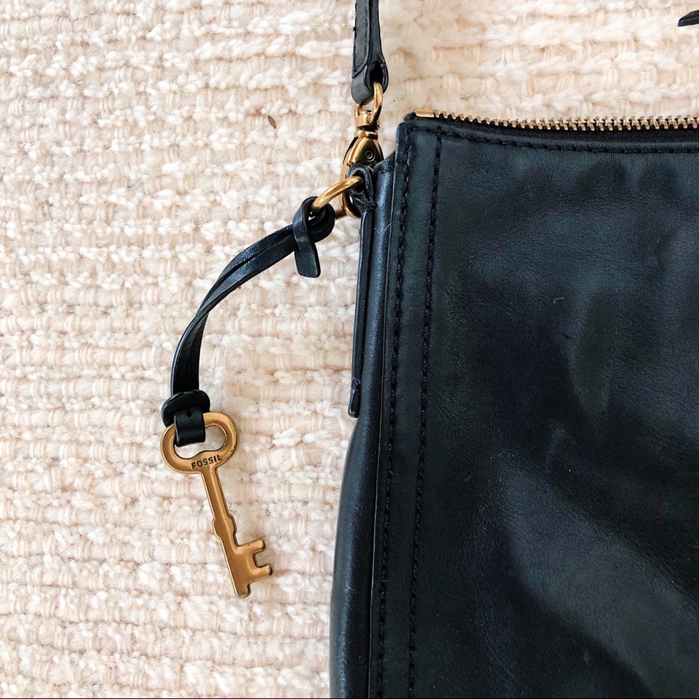 Black Leather Fossil Crossbody
